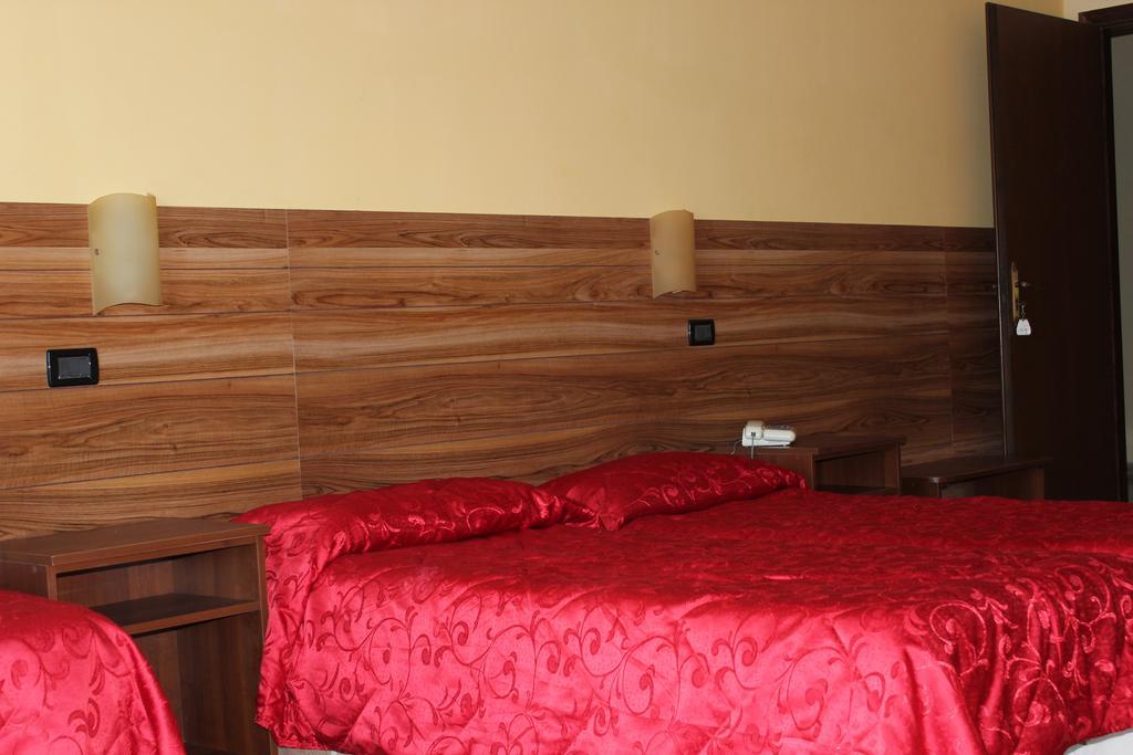 Albergo Carpino Mangone  Extérieur photo