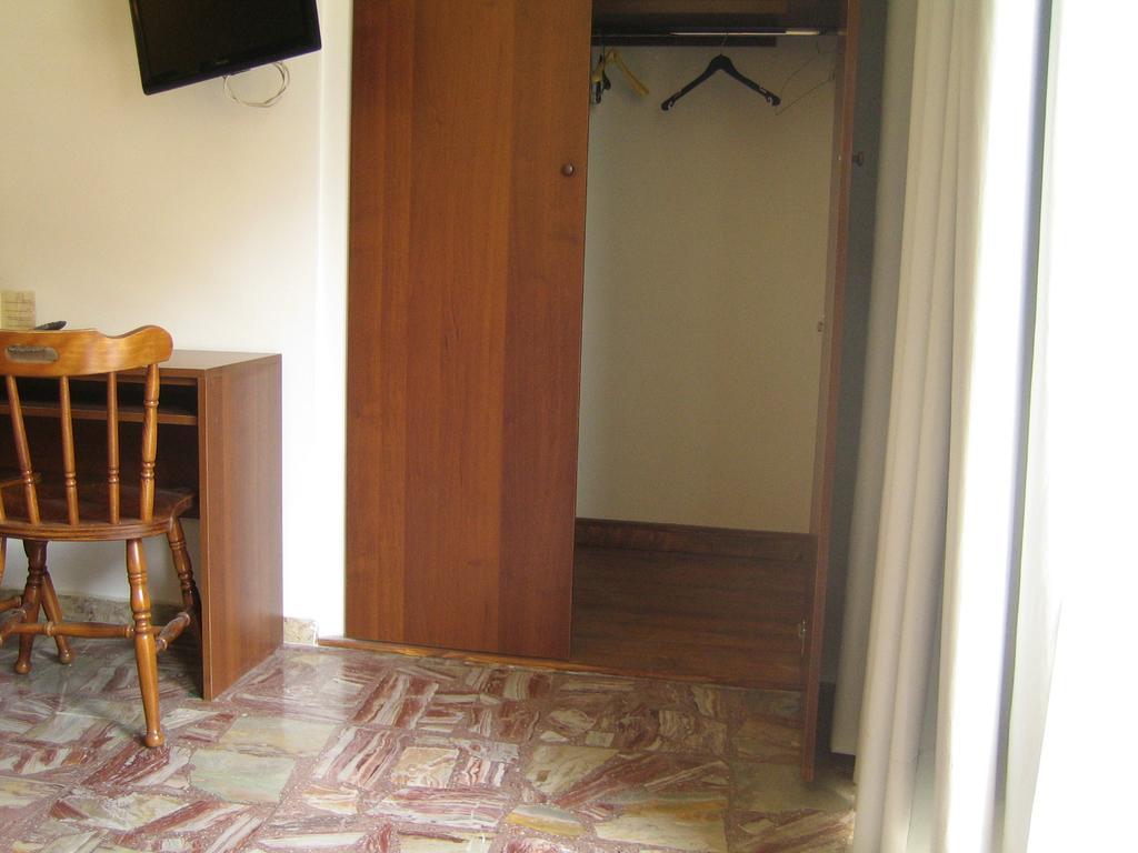 Albergo Carpino Mangone  Extérieur photo