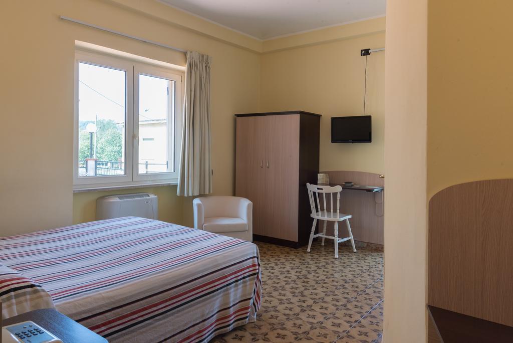 Albergo Carpino Mangone  Extérieur photo